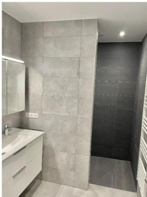 Luxury One Bedroom W Terrace&Parking- 142-100 Luxembourg Apartment