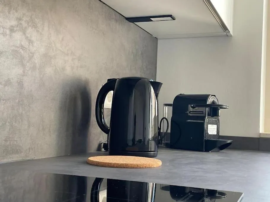 Luxury One Bedroom W Terrace&Parking- 142-100 Luxembourg 0*,  Luxembourg